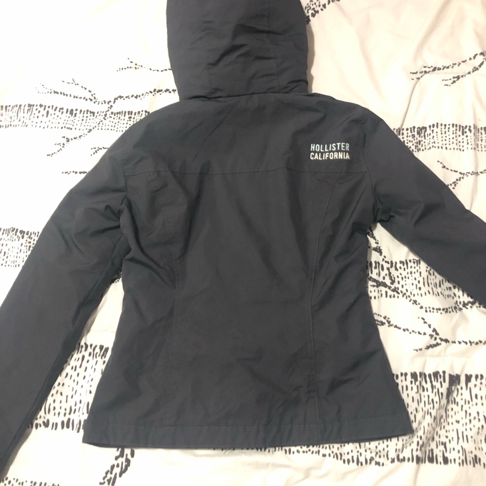 HOLLISTER | All-Weather Jacket | Small - Picture 7 of 12